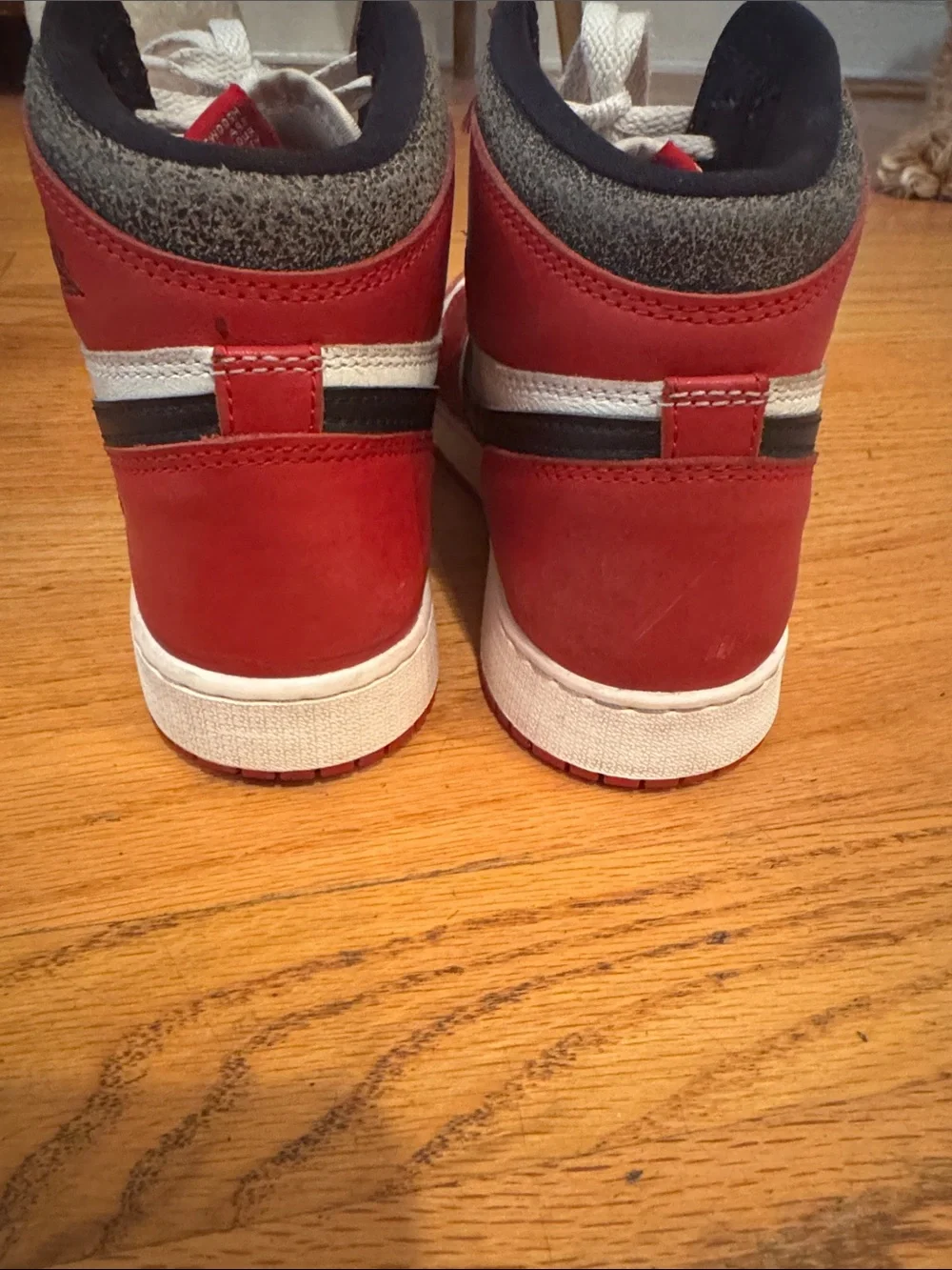 Air Jordan 1 retro OG Chicago’s 6Y